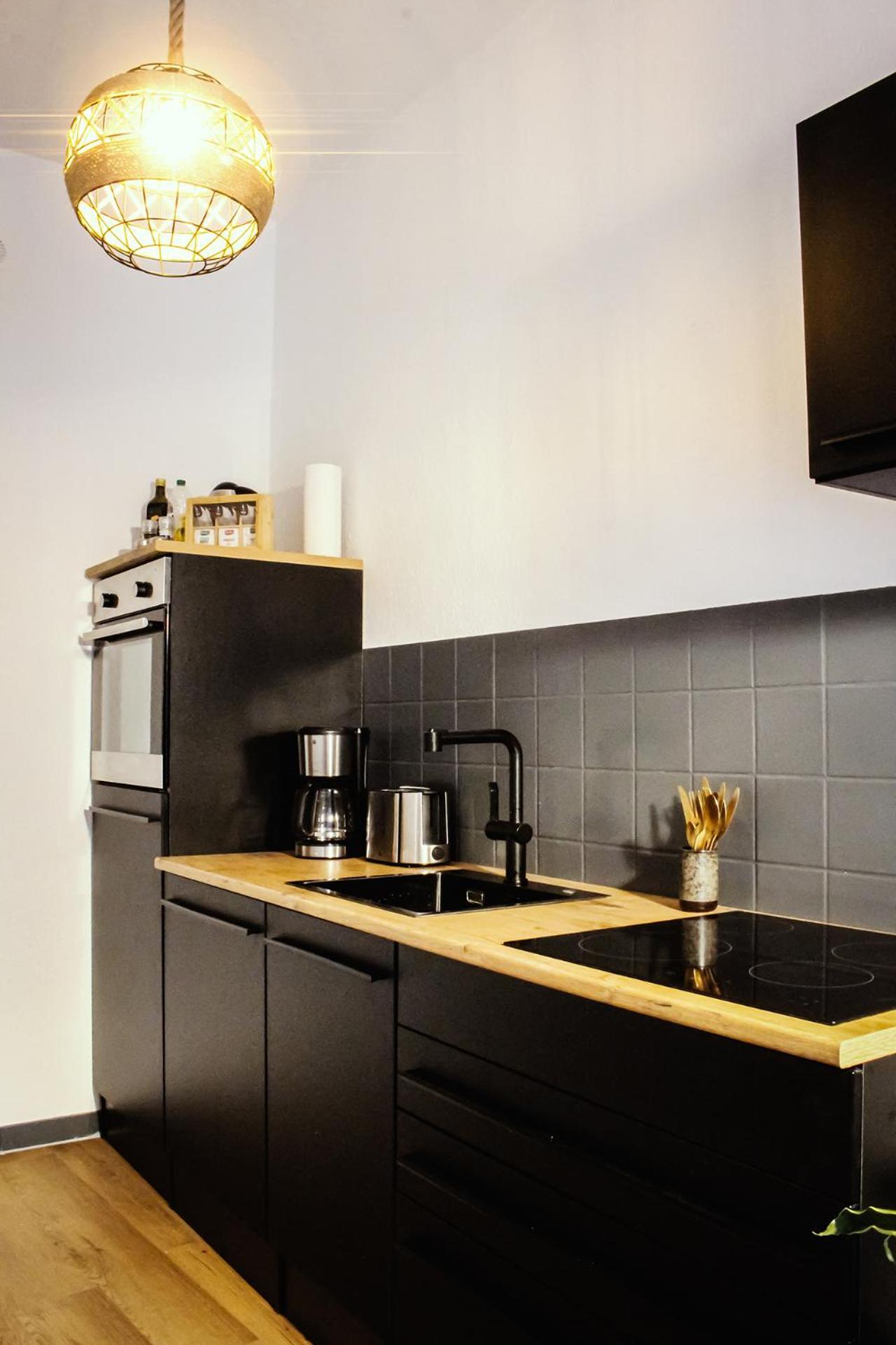 Nuwilu One - Apartment Mit Balkon Im Herzen Erfurts - Magenta Tv- Netflix - Disney Buitenkant foto