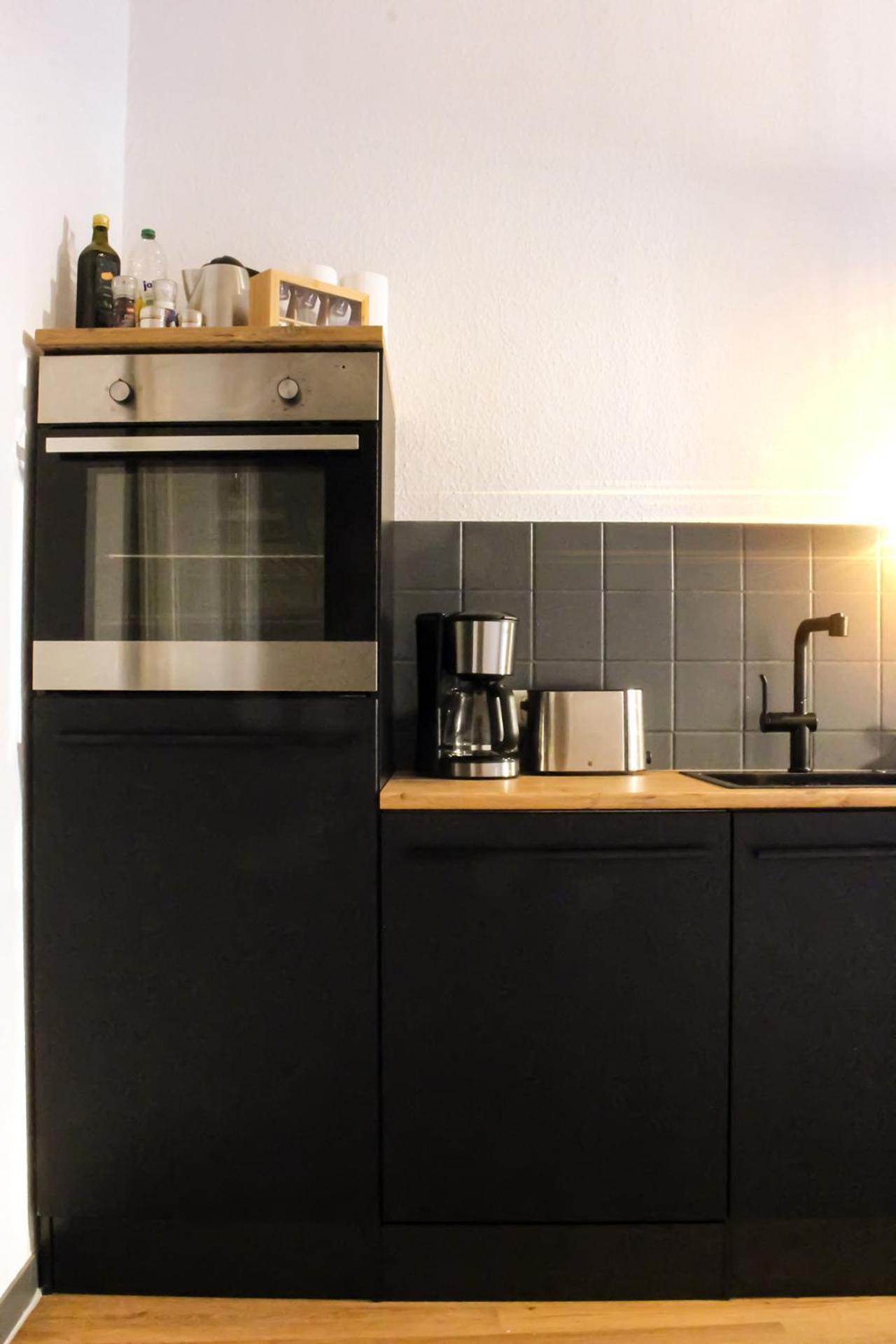 Nuwilu One - Apartment Mit Balkon Im Herzen Erfurts - Magenta Tv- Netflix - Disney Buitenkant foto