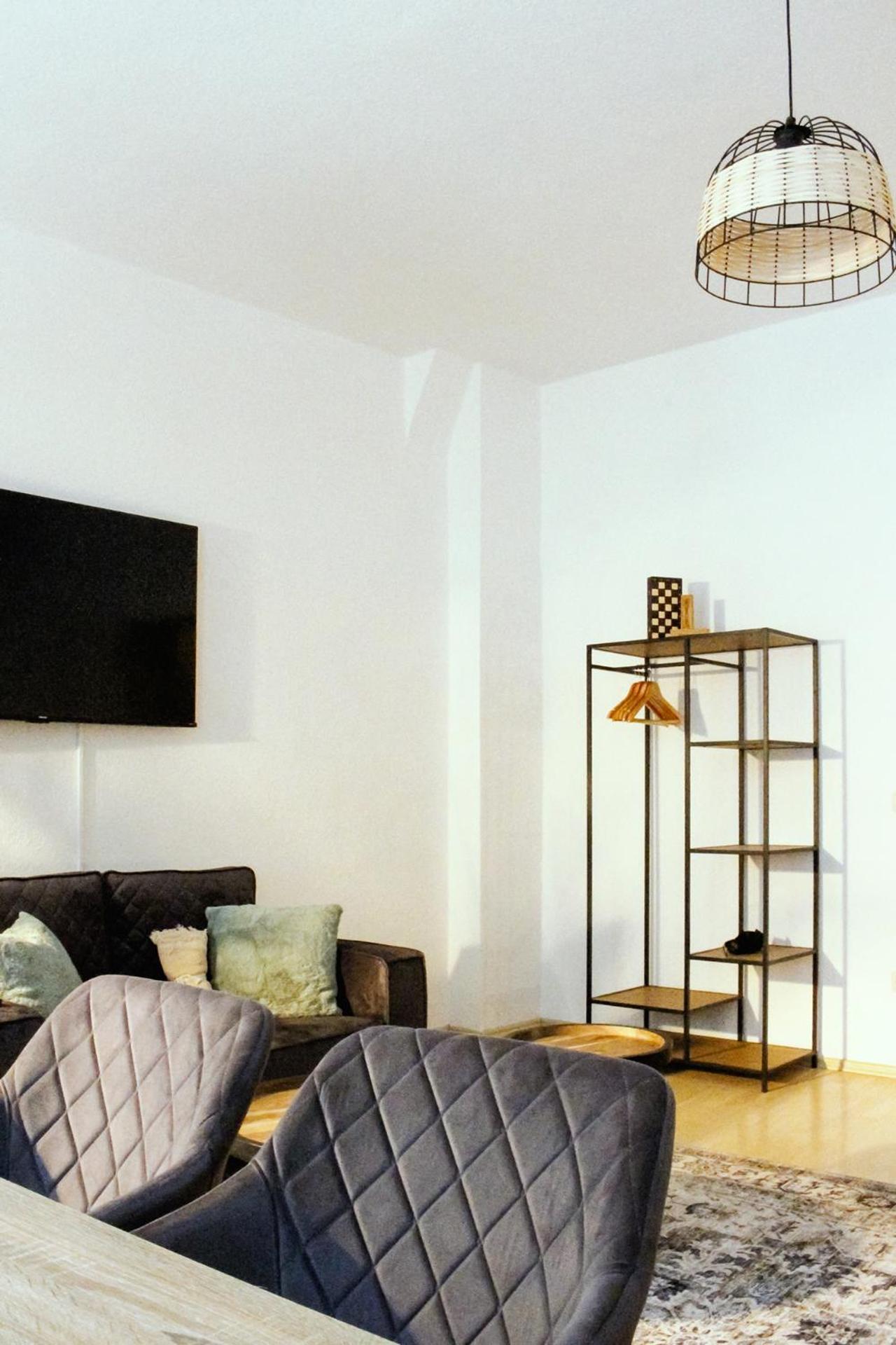 Nuwilu One - Apartment Mit Balkon Im Herzen Erfurts - Magenta Tv- Netflix - Disney Buitenkant foto